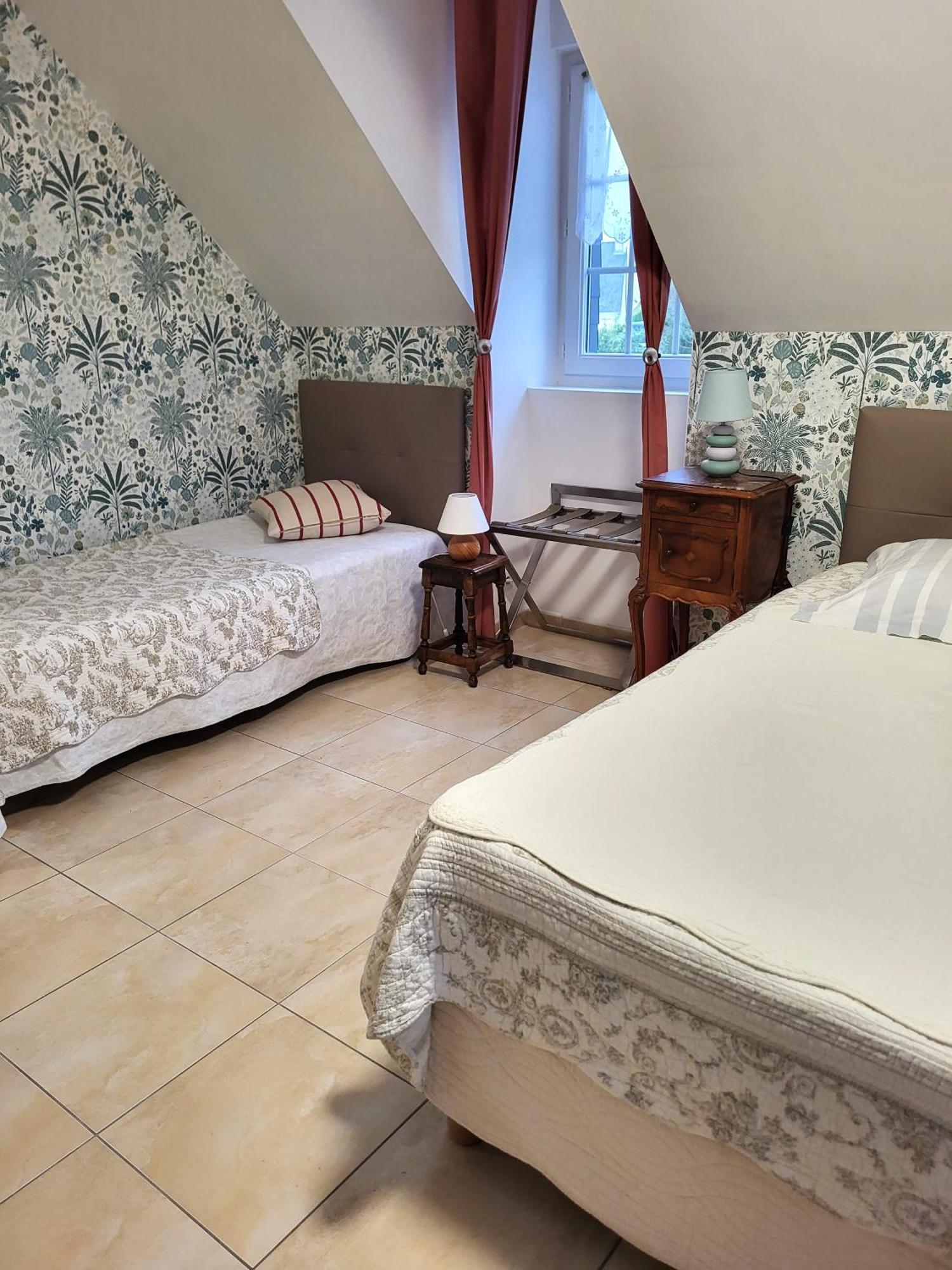 Petit Chatelet Bis Hirel Luaran gambar